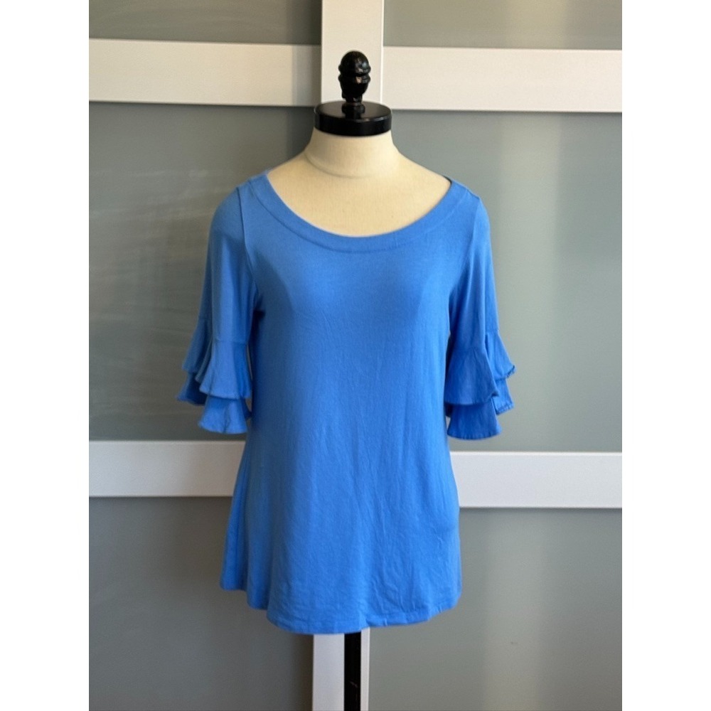 Lilly Pulitzer Lula Top Tropical Bllue Ruffle Short Sleeve XS EUC Pima Modal - Picture 2 of 8